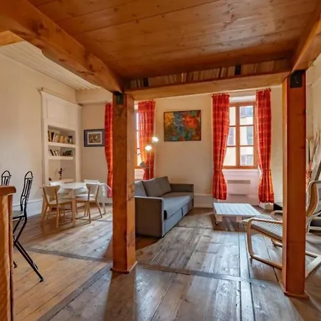 Classified 2 Stars In The Heart Of The Historic Center Of Apartment *